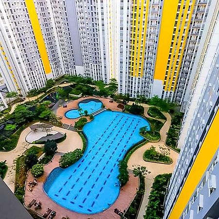 Springlake Summarecon Bekasi Apartement By Rna Exterior photo